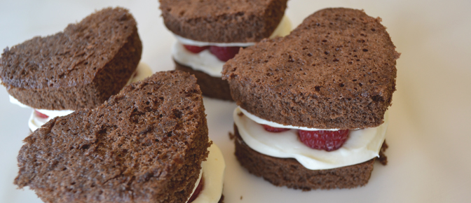 Top Cake to Assemble